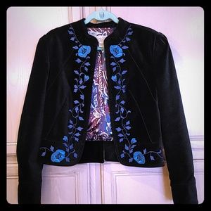 Lucky Brand velour blazer w blue floral embroidery